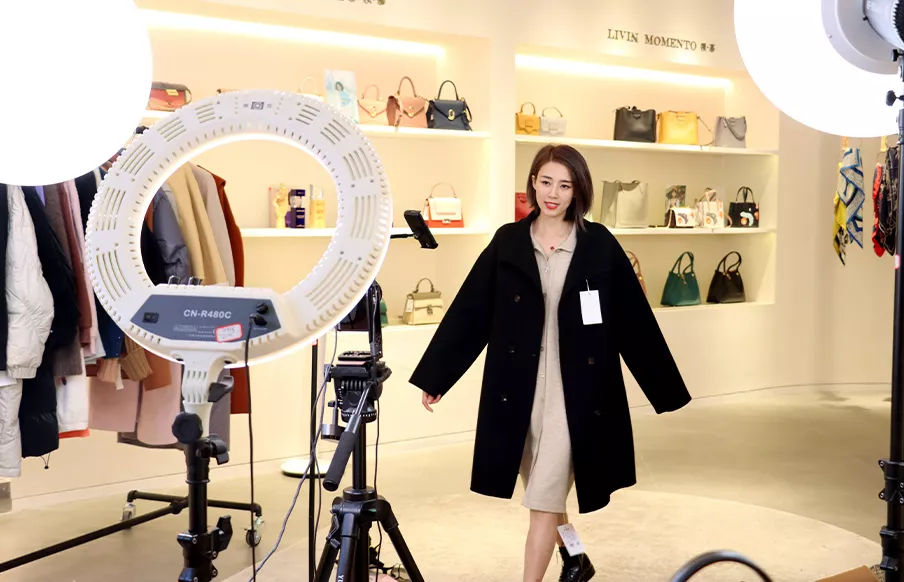 服装品牌代播